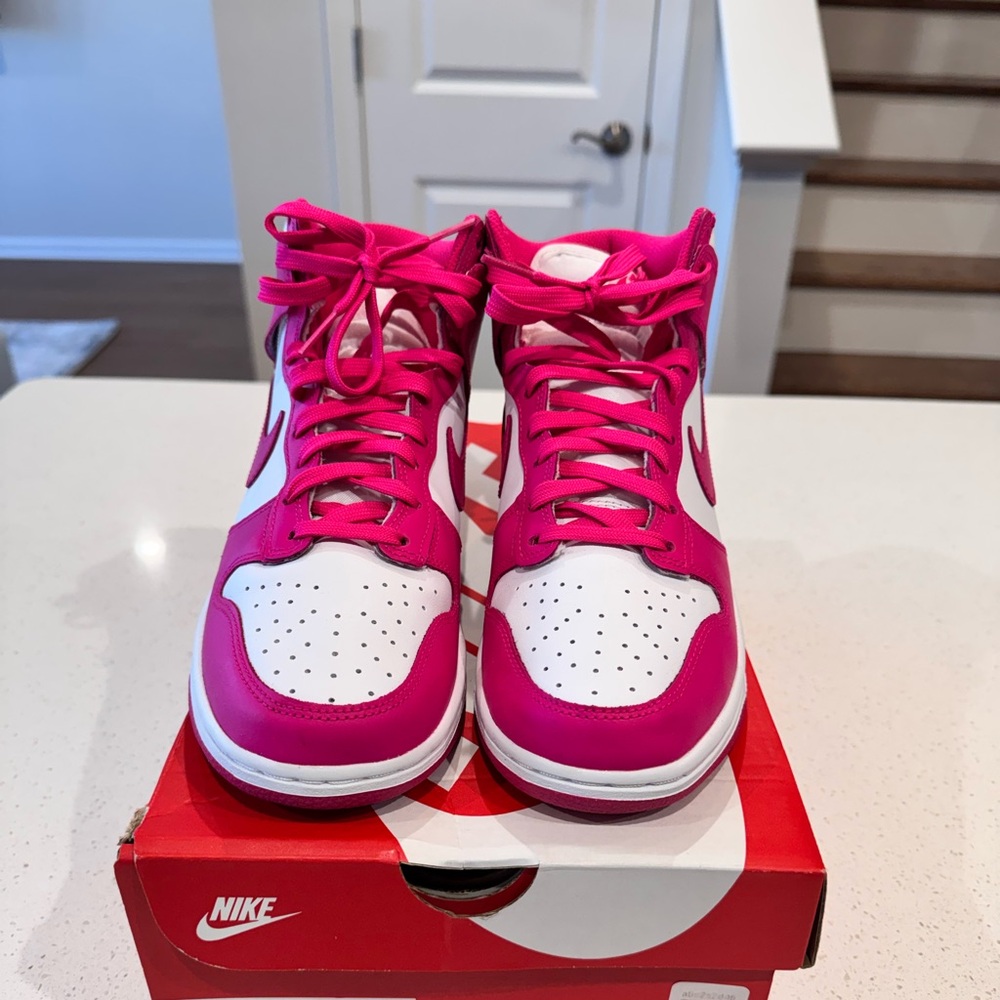 Nike Women’s Dunk High 'Pink Prime' size 8